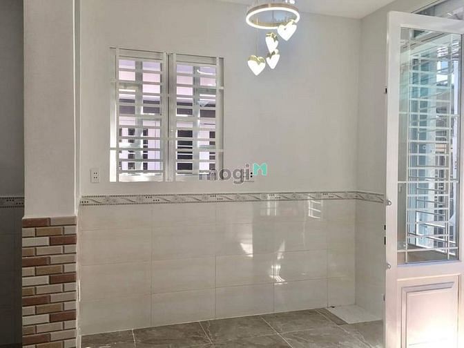 Hình ảnh Nhà mới - Hồ Thành Biên - 2 lầu - 3.25 tỷ