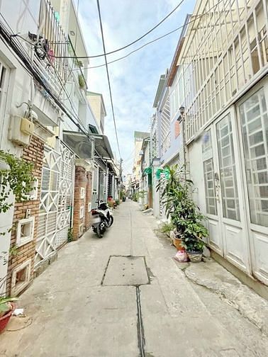 Hình ảnh Bán nhà đường Trần Xuân Soạn, Phường Tân Hưng, Quận 7.
