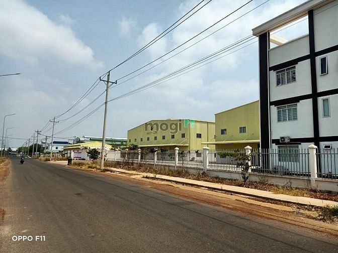 Hình ảnh 449m2 SHR,thổ cư 100%. Nhựa 16m thông KCN & ĐH QT VietDuc