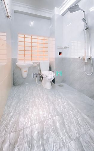 Hình ảnh CHDV full NT cửa sổ lớn bếp riêng Nguyễn Hữu Cảnh