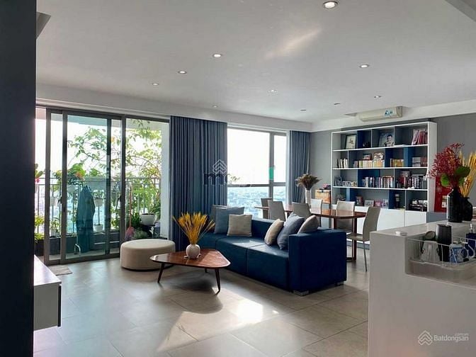 Hình ảnh Bán gấp CHCC Riviera Point, 121m2 3PN, 2WC, giá chỉ 5,4 tỷ SHR