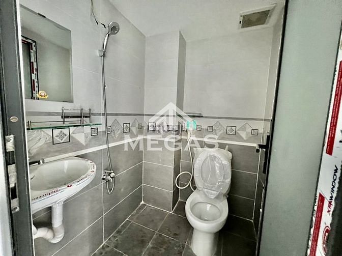 Hình ảnh CĂN HỘ(Bancol riêng + Full Nội Thất) ngay ÂU CƠ-LUỸ BÁN BÍCH, Tân Bình