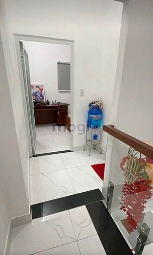 Hình ảnh Cô 6 bán nhà LÝ THƯỜNG KIỆT Q10, 36m2