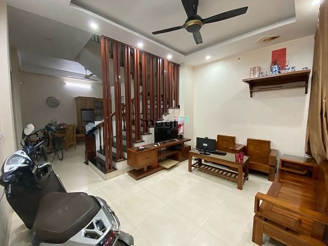 Hình ảnh Nhà Đẹp 45m2, 3 Tầng 2 Mặt Thoáng,  Phố Cổ Linh - Thạch Bàn, Ô Tô Đỗ