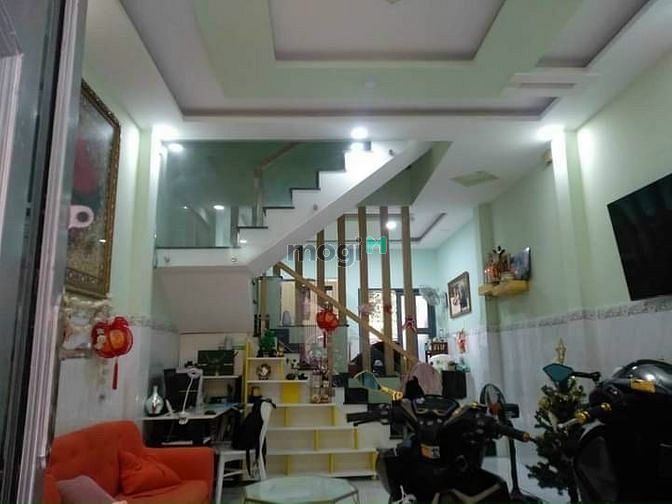 Hình ảnh Bán nhà Đ.Xóm Đất P.8 Q.11 42M2 Sổ hồng Riêng