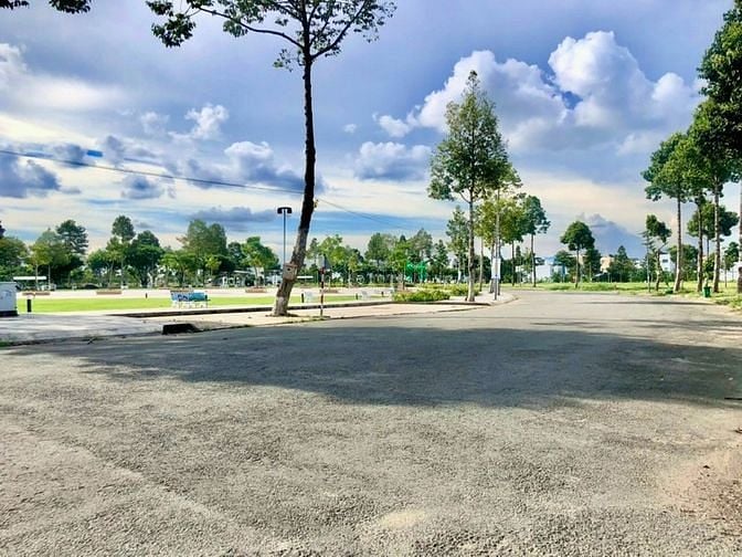 Hình ảnh Bán  Nền Đường 41 & 2 Góc 2 MT KDC Ngân Thuận Bình Thủy Giá 4 Tỷ 500TR