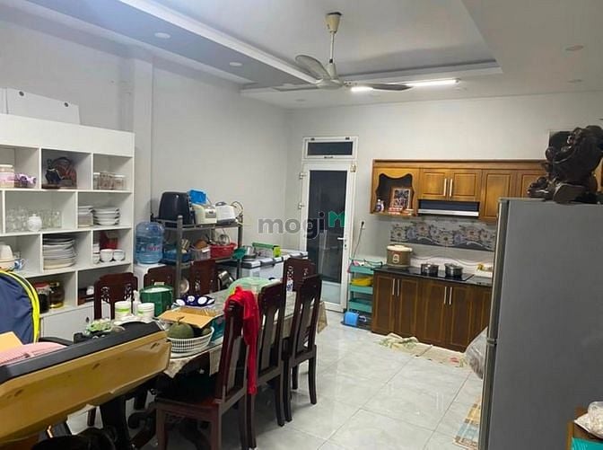 Hình ảnh Nhà 50m2, sổ riêng, Đg Bãi Sậy quận 6.