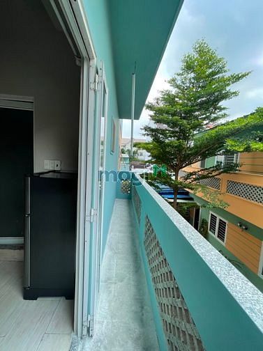 Hình ảnh Studio BAN CÔNG giáp đường Quốc Hương Thảo Điền