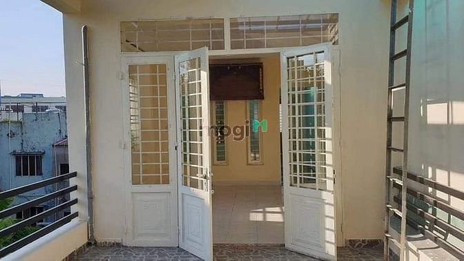 Hình ảnh Nhà ngay Kinh Dương Vương Bình Tân 82m2 1tỷ35