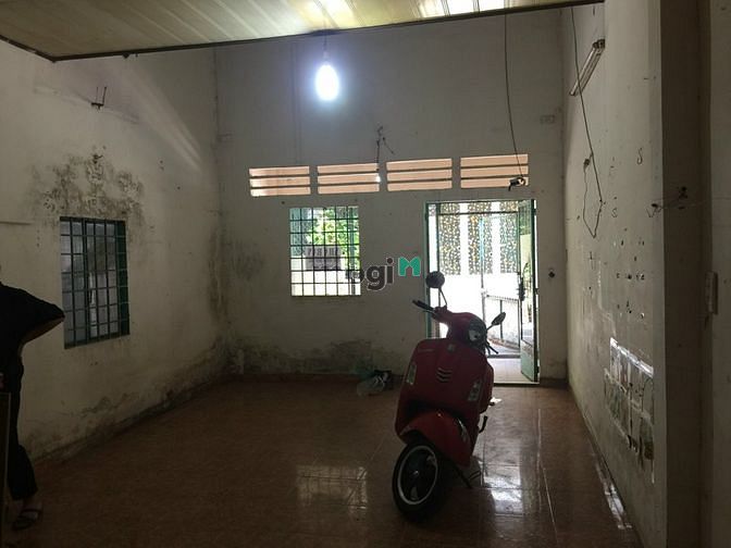 Hình ảnh Bán gấp nhà cũ vị trí v.i.p diện tích siêu đẹp đường lê hoàng