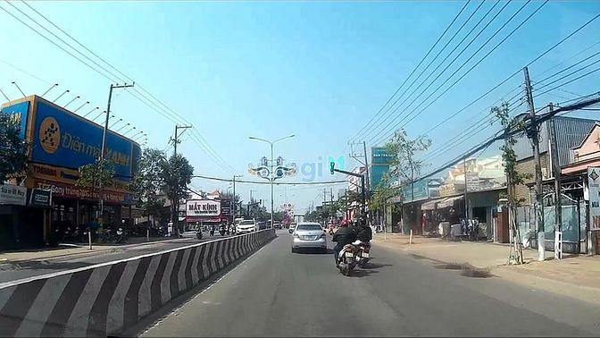 Hình ảnh Đất thổ cư 300m2 thông chợ tiện kinh doanh