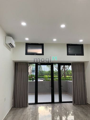 Hình ảnh Office nhưng có ban Công - The Sun Avenue - 45m2 - 11tr