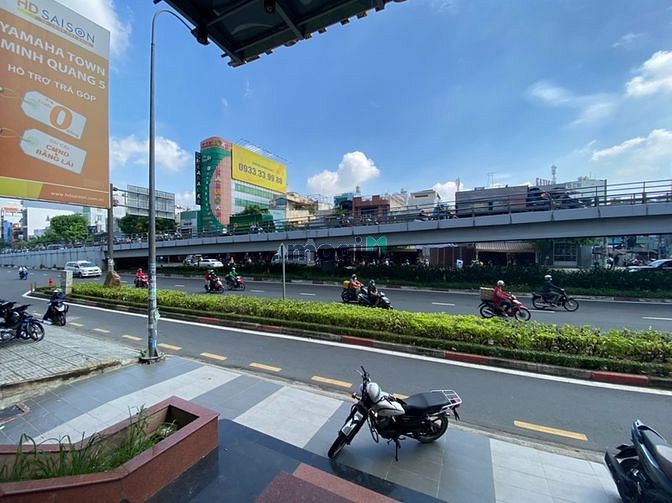 Hình ảnh [CHO THUÊ] Hầm MT Cộng Hòa, 400m2, Giá 45 triệu