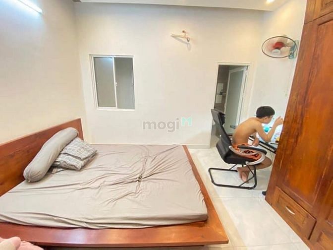 Hình ảnh Cần Bán Nhà Đ.Ng Tri Phương ,Quận 10 45m2_2,1Tỷ_SHR