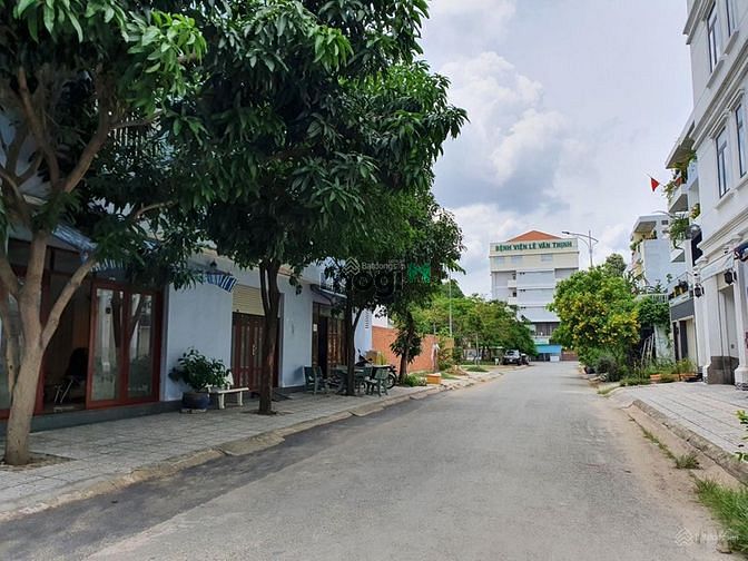 Hình ảnh Bán gấp lô đất đường thân văn nhiếp.Phường an phú quận 2.Sổ hồng riêng