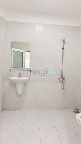 Hình ảnh cho thuê nhà MT 82 bạch đằng , phường 2 tân bình