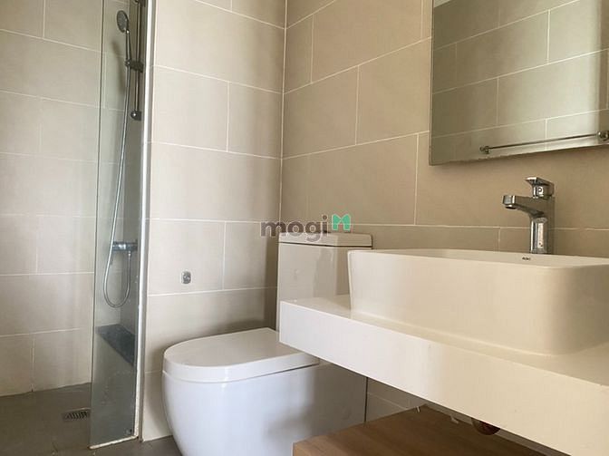 Hình ảnh Chính chủ kí gửi cho thuê căn góc 2PN Palm Heights 77m2 NTCB giá tốt