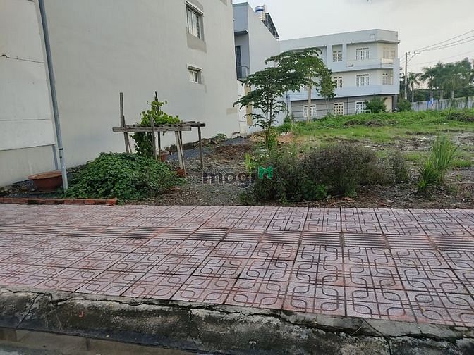 Hình ảnh GĐ bán gấp đất thổ cư tại ngã 3 Vũng Tàu.