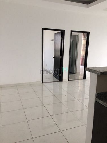 Hình ảnh Cho thuê căn góc Phố Đông Hoa Sen 81m2