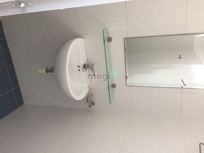 Hình ảnh Cho thuê căn góc Phố Đông Hoa Sen 81m2