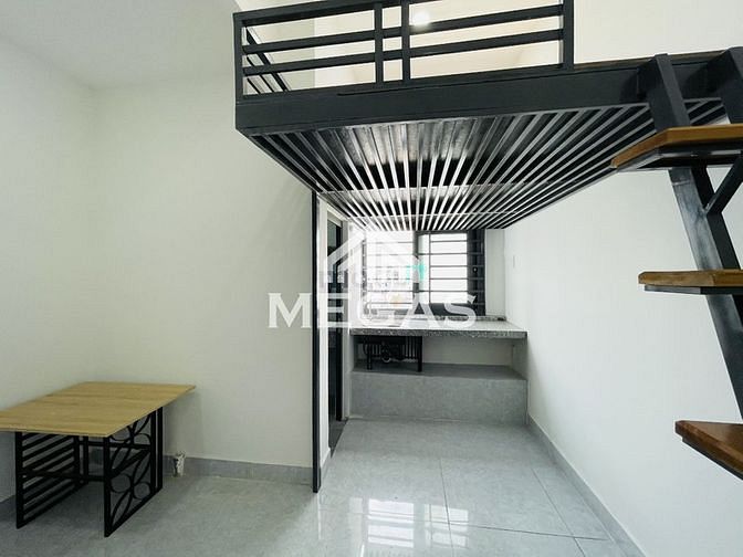 Hình ảnh Mb6623 nạp rút nhanh chóng ban công 30m2_Tân Bình_DH Văn Hiến_VX Lê Đại Hành_Lý ThườngKiệt