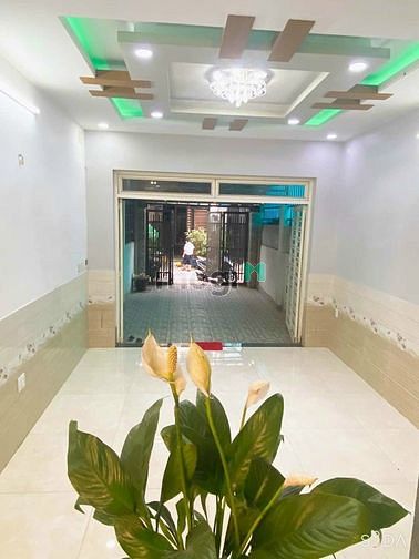 Hình ảnh Về quê cần sang lại nhà Q Bình Tân 1tỷ 4 shr