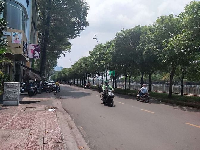 Hình ảnh Bán gấp đất đường Đặng Thuỳ Trâm.Bình Thạnh,Sổ hồng