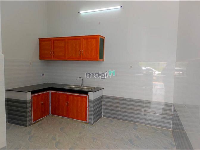 Hình ảnh Cần sang lại căn nhà đường Cửu Long quận 10