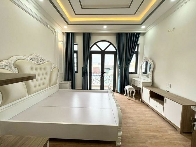 Hình ảnh Bán nhà siêu rẻ full nội thất Thủ Đức
