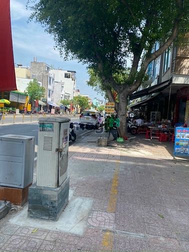 Hình ảnh Bán lô đất mt đường thích quãng đức,phú nhuận.Ngay coop mart