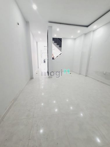 Hình ảnh Nhà rẽ bất ngờ , Chính Chủ Cần cho thuê