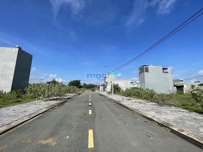 Hình ảnh Đất HXH - Ngang 4.3m - Long Phước - Quận 9 - 51m2- Giá 2 Tỷ 450