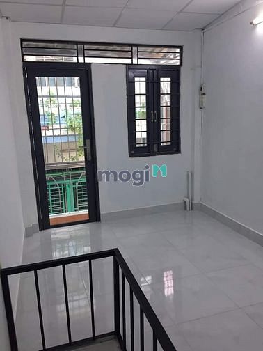 Hình ảnh nhà bán 2 tầng,SHR, hẻm 3m ,chỉ 1,3 tỷ .Bình Tân