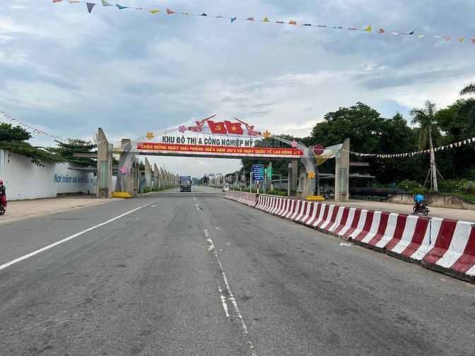 Hình ảnh Cần vốn KD bán nhanh 340m2.khu dân cư.SHR.Sát trường.Khu dân cư