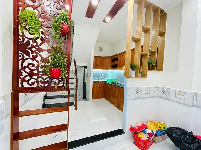 Hình ảnh Bán nhà 1 sẹc Đồng Đen 4 tầng khu dân trí cao