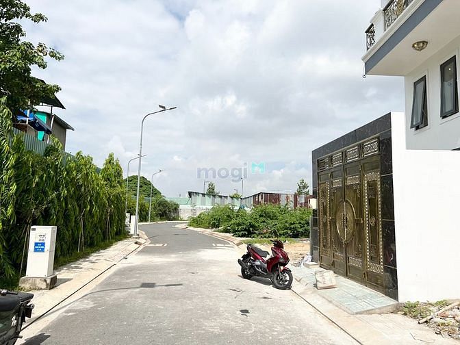 Hình ảnh Bán nhà gấp giá rẻ Phạm Văn Đồng Thủ Đức