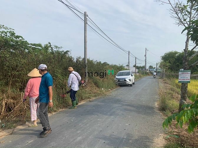 Hình ảnh Bán 400m2 Đất Chợ Bình Chánh MT ql50 sổ hồng riêng
