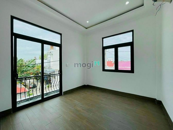Hình ảnh Chủ Gửi Bán Nhà Trệt Lầu Góc 2 MT KDC Mặt Trời Đỏ Giá 2 Tỷ 400TR