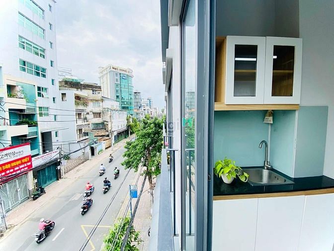 Hình ảnh Full nội thất, có ban công tại khu Sân Bay