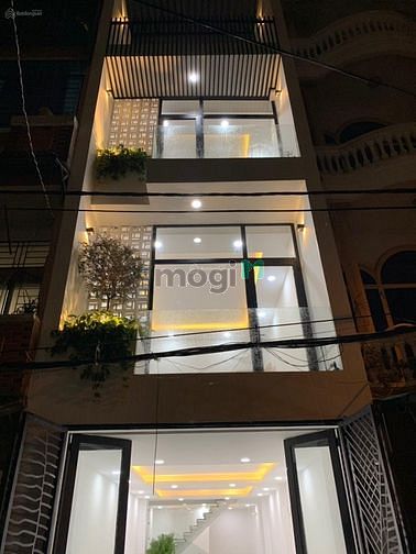 Hình ảnh Cho thuê nhà MT Phan Văn Trị, vỉa hè 10m, DT: 6x18m, 40tr/tháng