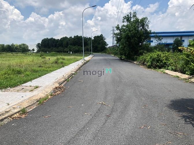 Hình ảnh Bán G1 Làng Sen Long An, 85m2, vị trí đẹp.