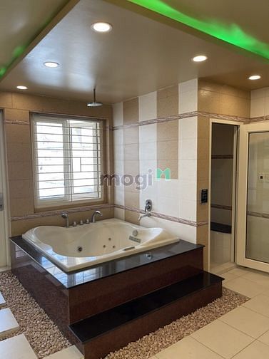Hình ảnh Biệt thự Lê Văn Sỹ - P1 1 – Tân Bình, 5Mx22M, 5 tầng, chỉ 19 tỷ 95.