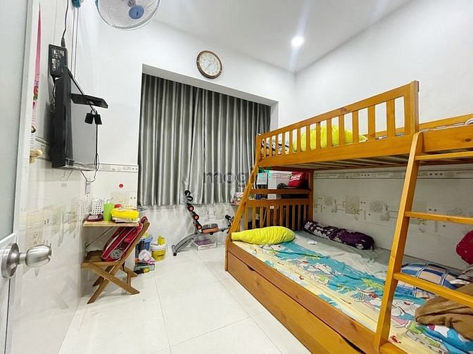 Hình ảnh Nhà cách MT Hoàng Bật Đạt 30m SHR 4T hoàn công đủ 2 tỷ 650