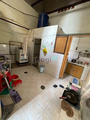 Hình ảnh Bán Gấp Nhà 112m2 Lạc Long Quân Tân Bình Chỉ 85tr/m2 Quá Rẻ