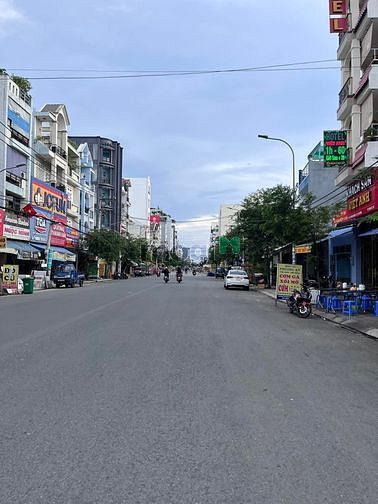 Hình ảnh Vị trí cực đẹp phạm văn bạch, tân bình 65m2 chỉ 5.9 tỷ