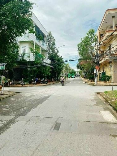 Hình ảnh Chủ gửi Bán Đất Trục Chính Khu Dân Cư Hàng Bàng Ninh Kiều Giá 3,6 Tỷ