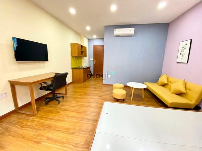 Hình ảnh Studio Rộng Full Nội Thất View Công Viên Gần Crescent Mall