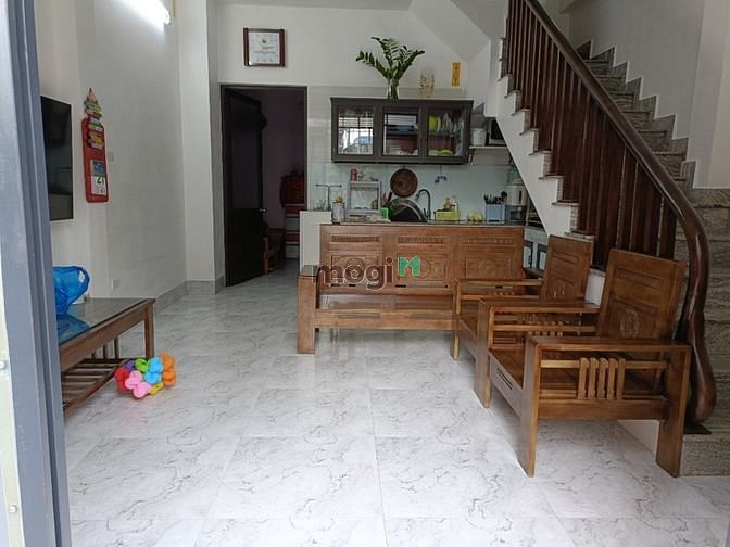 Hình ảnh Nhà 3 tầng Đông Dự, thoáng mát ở luôn, full tiện ích 2.x tỷ