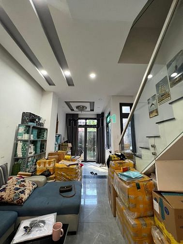 Hình ảnh Nhà thủ đức hẻm xe hoi 4 tầng nhỉnh 7 tỷ