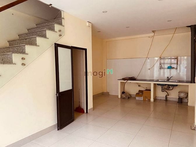 Hình ảnh Vị trí đắc địa quận 6 - bán nhà phạm đ.hổ - 1 tỷ 970 - sổ riêng